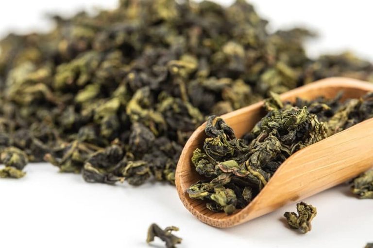 What is the correct way to drink oolong tea?